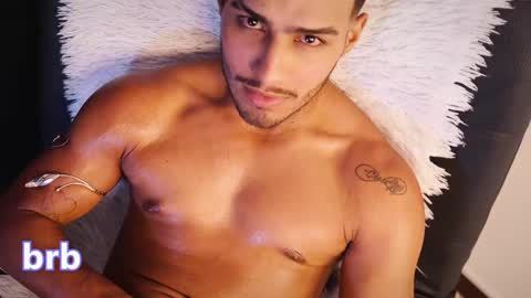 Snapshot of yoi_olimpo chatting on 01.08.25 Yoi Olimpo online show from 01.08.25