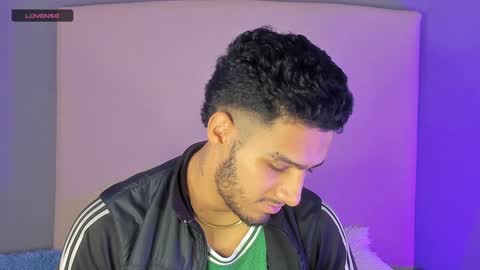 Snapshot of yoi_olimpo chatting on 01.10.25 Yoi Olimpo online show from 01.10.25