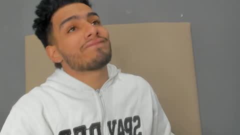 Snapshot of yoi_olimpo chatting on 01.29.25 Yoi Olimpo online show from 01.29.25