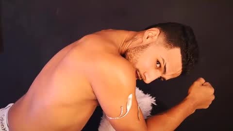 Snapshot of yoi_olimpo chatting on 02.24.25 Yoi Olimpo online show from 02.24.25