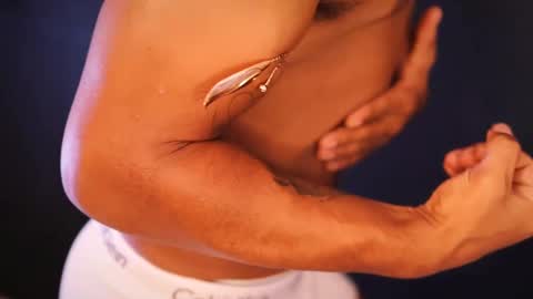 Snapshot of yoi_olimpo chatting on 02.28.25 Yoi Olimpo online show from 02.28.25