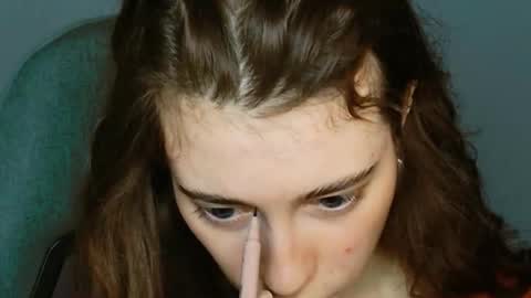 yoka_paradoxxx online show from 10.29.25