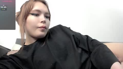 yomoyoo online show from 11.05.25