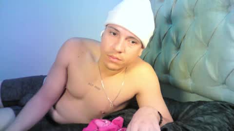 Snapshot of yonat_ chatting on 11.13.25 Yonat online show from 11.13.25