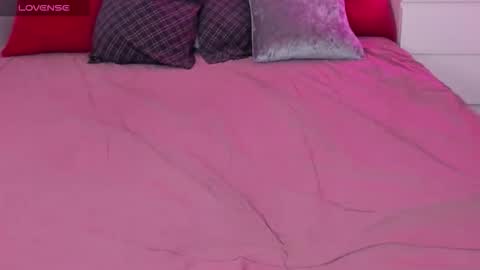 Snapshot of yoneii chatting on 10.06.25 yoneii online show from 10.06.25