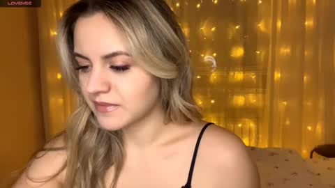 Hey Guys My name is Vivienne online show from 01.15.26