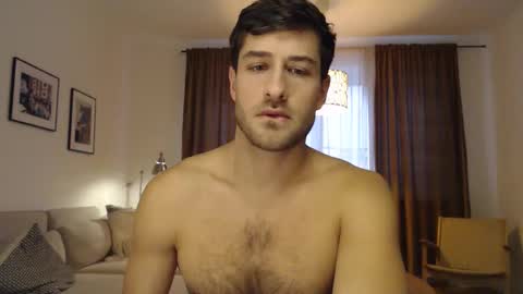 Yoooups online show from 12.16.25