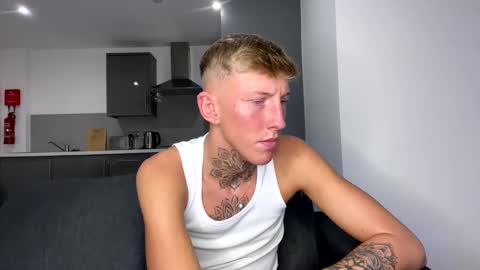 Snapshot of yorkshirelad208 chatting on 02.14.25 Harrison online show from 02.14.25