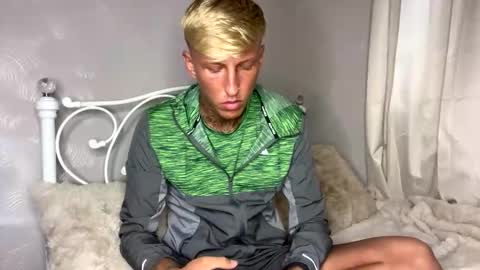 Snapshot of yorkshirelad208 chatting on 11.03.25 Harrison online show from 11.03.25