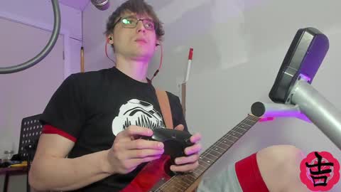 Snapshot of yoshe47 chatting on 01.06.25 yosh online show from 01.06.25