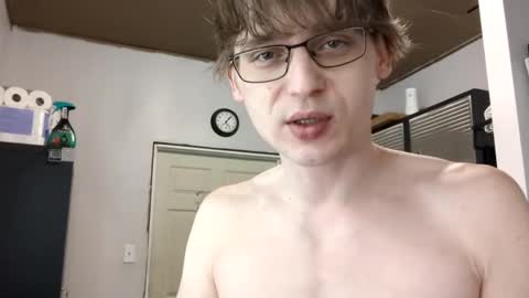 Snapshot of yoshe47 chatting on 01.08.25 yosh online show from 01.08.25