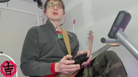 Snapshot of yoshe47 chatting on 01.22.25 yosh online show from 01.22.25