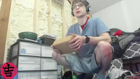 Snapshot of yoshe47 chatting on 02.13.25 yosh online show from 02.13.25