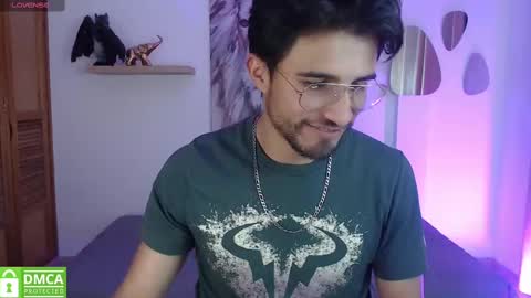 yoshy_man online show from 01.15.25