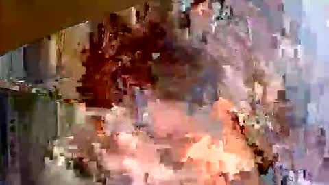 Snapshot of yoska281 chatting on 11.24.25 yoska281 online show from 11.24.25