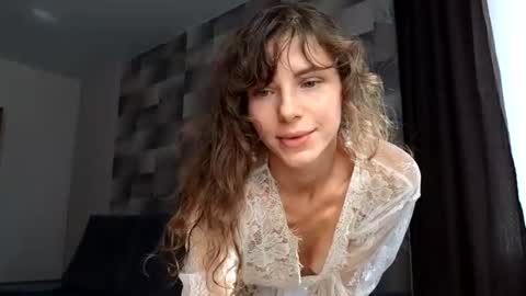 Snapshot of you_desire chatting on 08.04.26 Liliya online show from 08.04.26