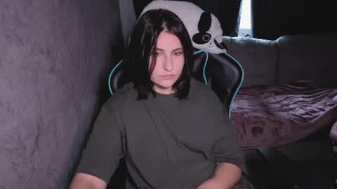 Snapshot of you_lika chatting on 07.23.26 Lika online show from 07.23.26