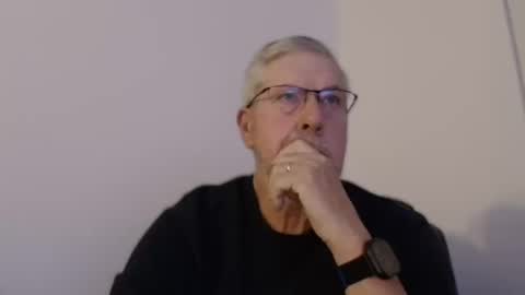 Snapshot of yougogirl_3 chatting on 02.04.25 Colorado Guy Straight online show from 02.04.25