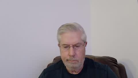 Snapshot of yougogirl_3 chatting on 02.22.25 Colorado Guy Straight online show from 02.22.25