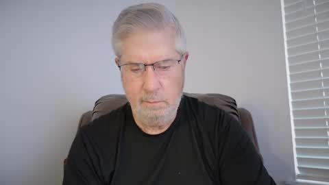 Snapshot of yougogirl_3 chatting on 02.25.25 Colorado Guy Straight online show from 02.25.25