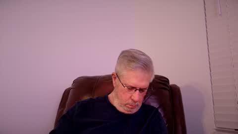 Snapshot of yougogirl_3 chatting on 03.08.25 Colorado Guy Straight online show from 03.08.25