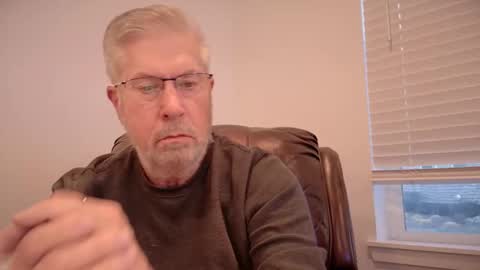 Snapshot of yougogirl_3 chatting on 03.08.25 Colorado Guy Straight online show from 03.08.25