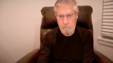 Snapshot of yougogirl_3 chatting on 09.13.25 Colorado Guy Straight online show from 09.13.25