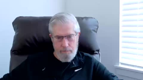 Snapshot of yougogirl_3 chatting on 09.18.25 Colorado Guy Straight online show from 09.18.25