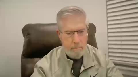 Snapshot of yougogirl_3 chatting on 10.11.25 Colorado Guy Straight online show from 10.11.25