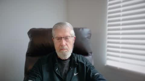 Snapshot of yougogirl_3 chatting on 10.26.25 Colorado Guy Straight online show from 10.26.25