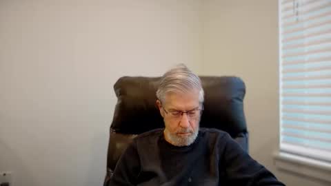 Snapshot of yougogirl_3 chatting on 11.03.25 Colorado Guy Straight online show from 11.03.25