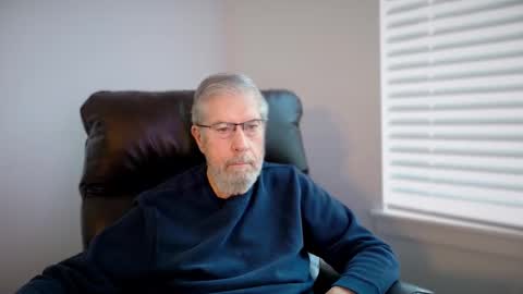 Snapshot of yougogirl_3 chatting on 11.13.25 Colorado Guy Straight online show from 11.13.25