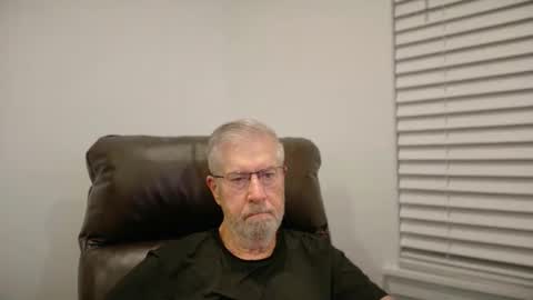 Snapshot of yougogirl_3 chatting on 11.15.25 Colorado Guy Straight online show from 11.15.25