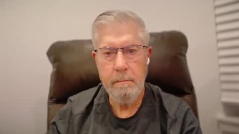 Snapshot of yougogirl_3 chatting on 11.22.25 Colorado Guy Straight online show from 11.22.25