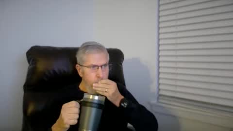 Snapshot of yougogirl_3 chatting on 12.05.25 Colorado Guy Straight online show from 12.05.25