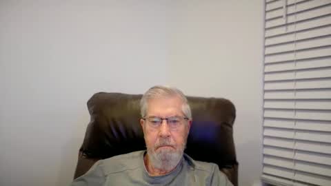 Snapshot of yougogirl_3 chatting on 01.14.26 Colorado Guy Straight online show from 01.14.26