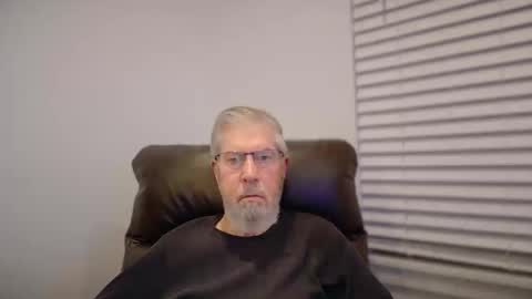 Snapshot of yougogirl_3 chatting on 01.18.26 Colorado Guy Straight online show from 01.18.26