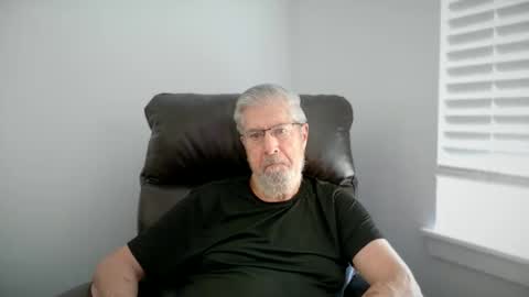 Snapshot of yougogirl_3 chatting on 05.31.26 Colorado Guy Straight online show from 05.31.26