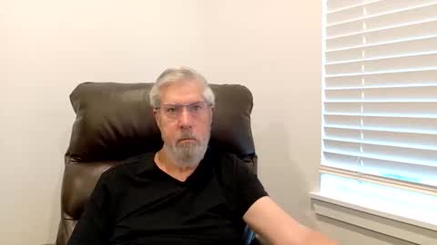 Snapshot of yougogirl_3 chatting on 06.11.26 Colorado Guy Straight online show from 06.11.26