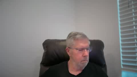Snapshot of yougogirl_3 chatting on 07.28.26 Colorado Guy Straight online show from 07.28.26