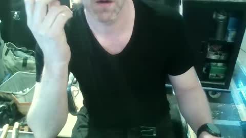 Snapshot of youmepleasure chatting on 01.04.25 Playtime online show from 01.04.25