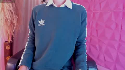 Snapshot of youn_rider chatting on 04.13.26 NICOLS online show from 04.13.26