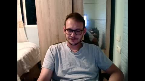 Snapshot of younromki chatting on 05.12.26 A... online show from 05.12.26
