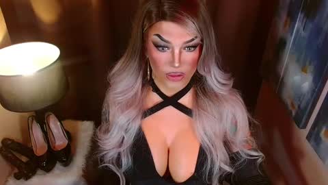 Snapshot of your1truequeen chatting on 03.01.26 QUEEN MADISON online show from 03.01.26