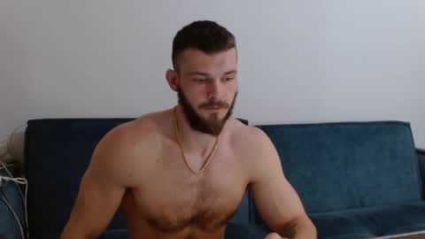 Snapshot of your420_cam chatting on 01.04.25 your420_cam online show from 01.04.25