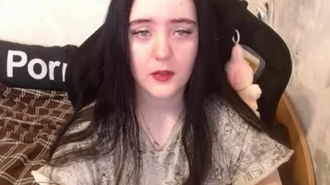 your_8a8y online show from 10.22.25