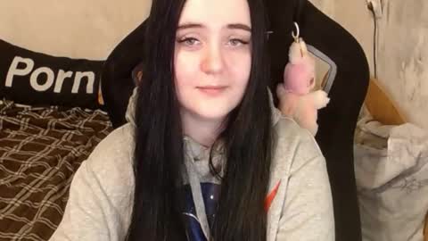 your_8a8y online show from 11.12.25