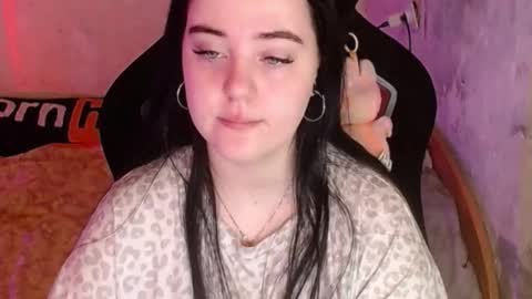 your_8a8y online show from 12.02.25