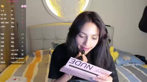 Snapshot of your_beck chatting on 05.12.26 mia3 online show from 05.12.26