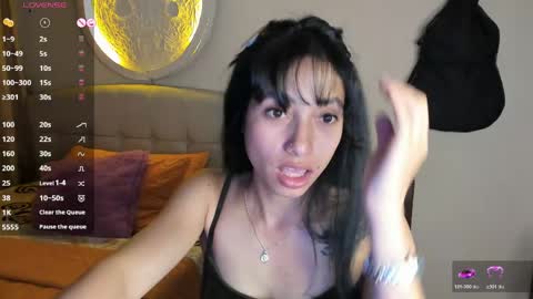 Snapshot of your_beck chatting on 05.18.26 mia3 online show from 05.18.26